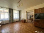 Casa cu potential excelent | Centru Istoric | Curte proprie 