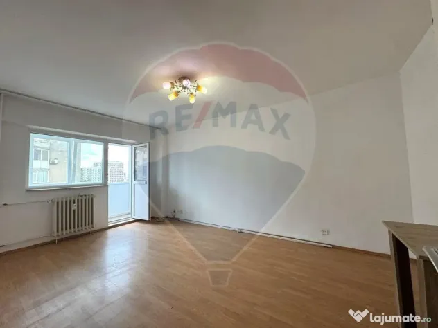 Apartament 3 camere de vanzare langa metrou Valea Ialomit...