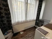 Apartament 3 camere et. 1 zona Cedonia