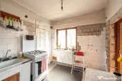 Casa cu potential/ zona Sf Vineri/ 126 mp teren/ Regim urban 