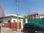 Casa cu potential/ zona Sf Vineri/ 126 mp teren/ Regim urban 
