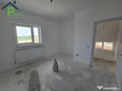 Vila Otopeni, drumul Garii Balotesti, aeroport, 3 camere, teren 330 mp