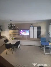 Apartament cu 2 camere de vanzare, zona Central 