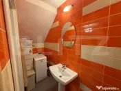 Apartament cu 2 camere de vanzare, zona Central 