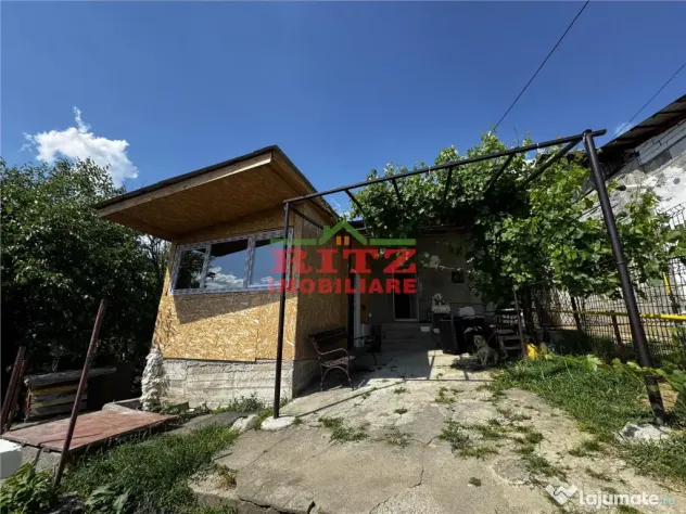 Nou! Casa teren, cu vedere panoramica spre raul Olt!