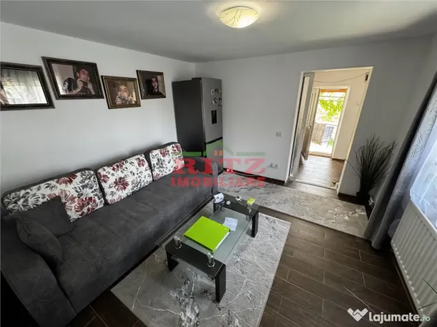 Nou! Casa teren, cu vedere panoramica spre raul Olt!