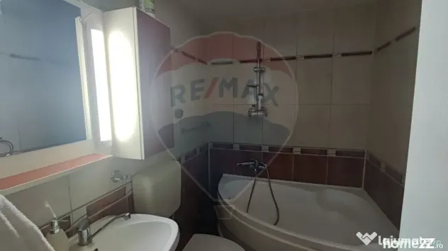 Apartament 3 camere de vanzare zona Calea Aradului