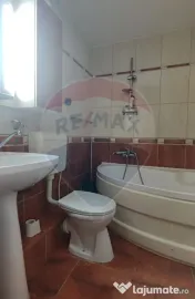 Apartament 3 camere de vanzare zona Calea Aradului