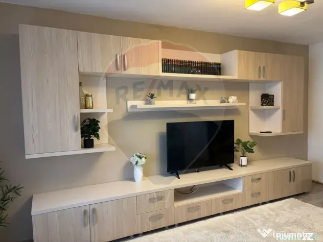 Apartament 3 camere de vanzare zona Calea Aradului