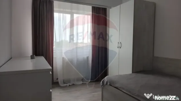 Apartament 3 camere de vanzare zona Calea Aradului