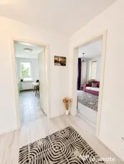 Kasper Coresi Pietonala-2 camere, decomandat, etaj 1/6, parcare, boxa! 