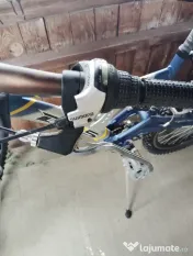 Bicicleta DHS din afara țării noastre 
