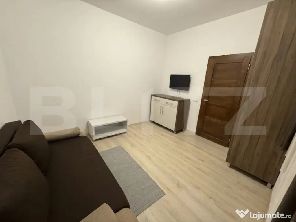Pachet imobiliar , două garsoniere, 55.18 mp , zona Central