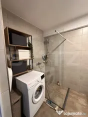Apartament semidecomandat 56mp utili, terasa 25mp, parcare s