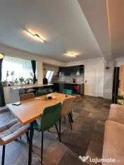 Apartament semidecomandat 56mp utili, terasa 25mp, parcare s