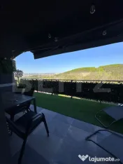 Apartament semidecomandat 56mp utili, terasa 25mp, parcare s