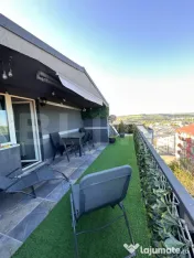 Apartament semidecomandat 56mp utili, terasa 25mp, parcare s