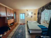 Casa de vanzare 5 camere , garaj si teren 5000 mp