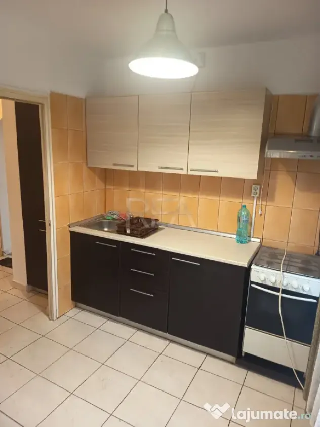 Garsonieră decomandată 40 mp | Bd. Constantin Brâncoveanu