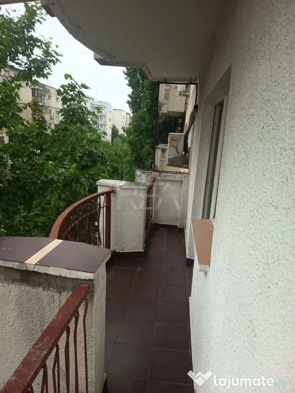 Garsonieră decomandată 40 mp | Bd. Constantin Brâncoveanu