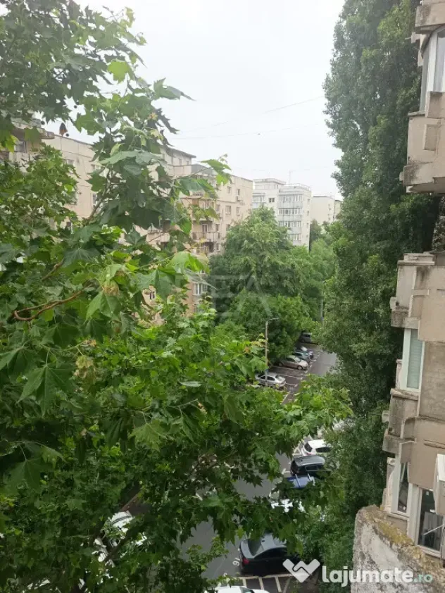 Garsonieră decomandată 40 mp | Bd. Constantin Brâncoveanu