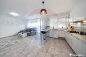 Apartament cu 2 camere de vânzare cu loc de parcare, Sub... 