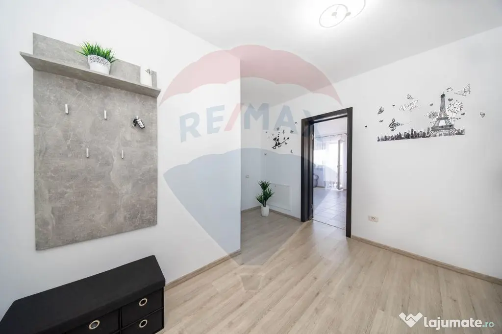 Apartament cu 2 camere de vânzare cu loc de parcare, Sub...