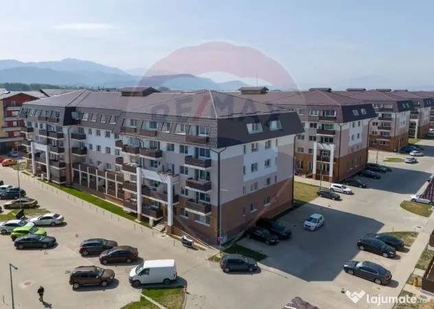 Apartament cu 2 camere de vânzare cu loc de parcare, Sub...