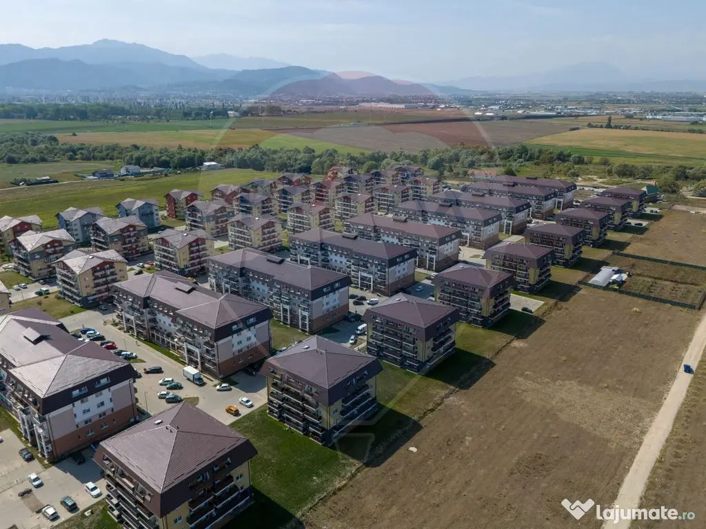 Apartament cu 2 camere de vânzare cu loc de parcare, Sub...