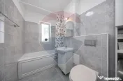 Apartament cu 2 camere de vânzare cu loc de parcare, Sub... 