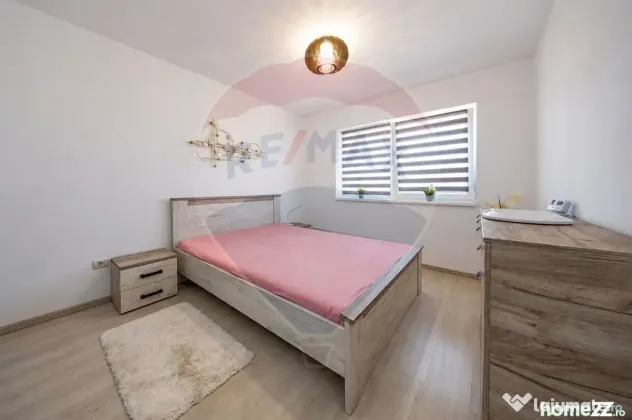 Apartament cu 2 camere de vânzare cu loc de parcare, Sub...