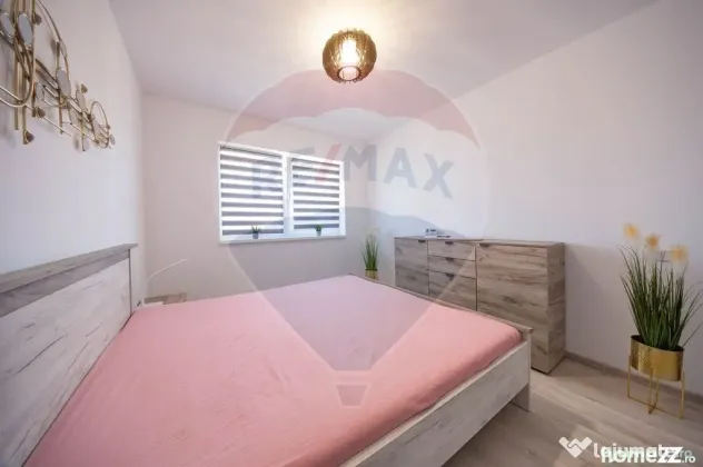 Apartament cu 2 camere de vânzare cu loc de parcare, Sub...
