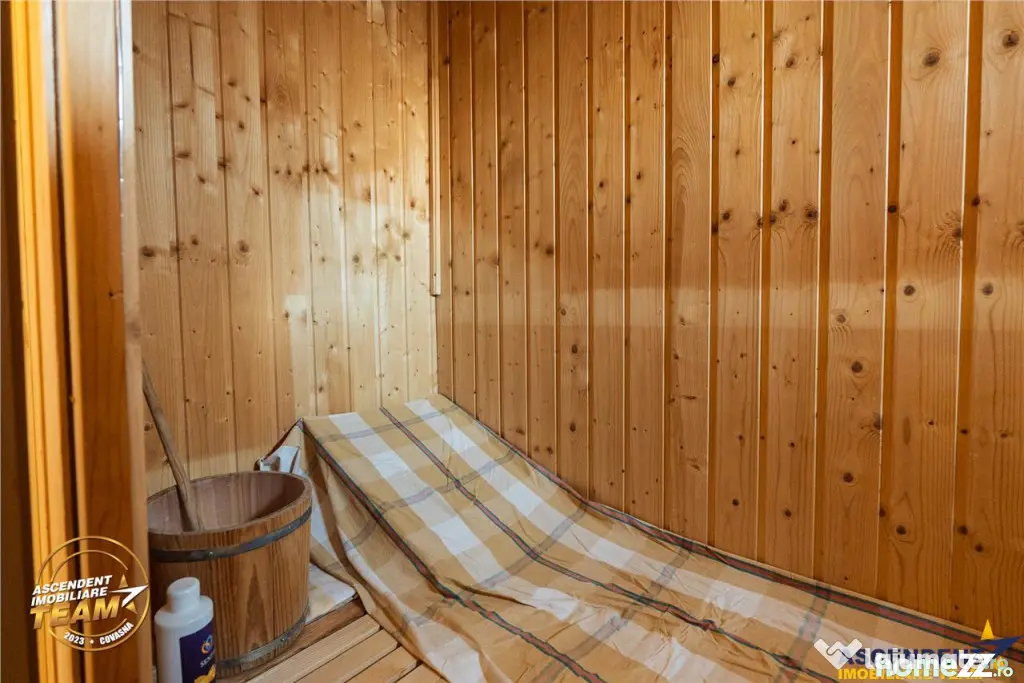 Casa familiala cu: teren 2.822 mp intravilan, sauna, atelie