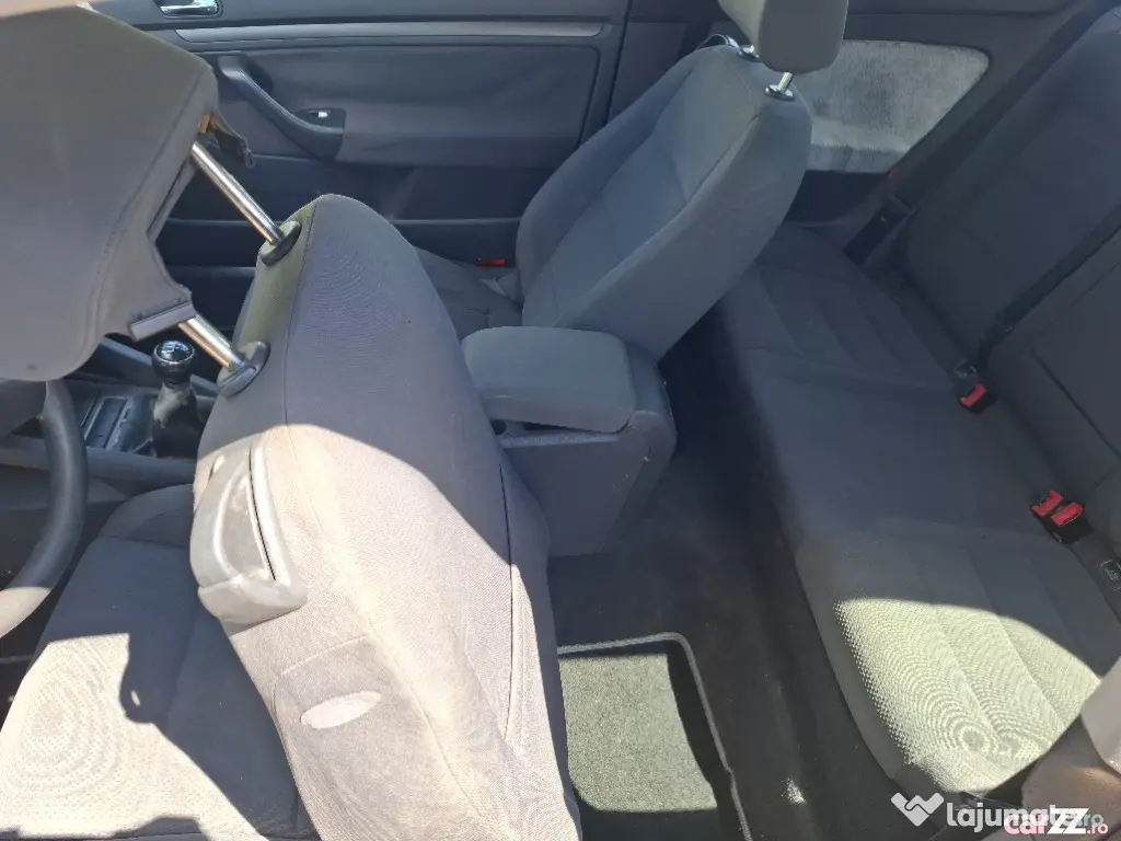 Volkswagen Golf 5, 2006, 1.4 benzina