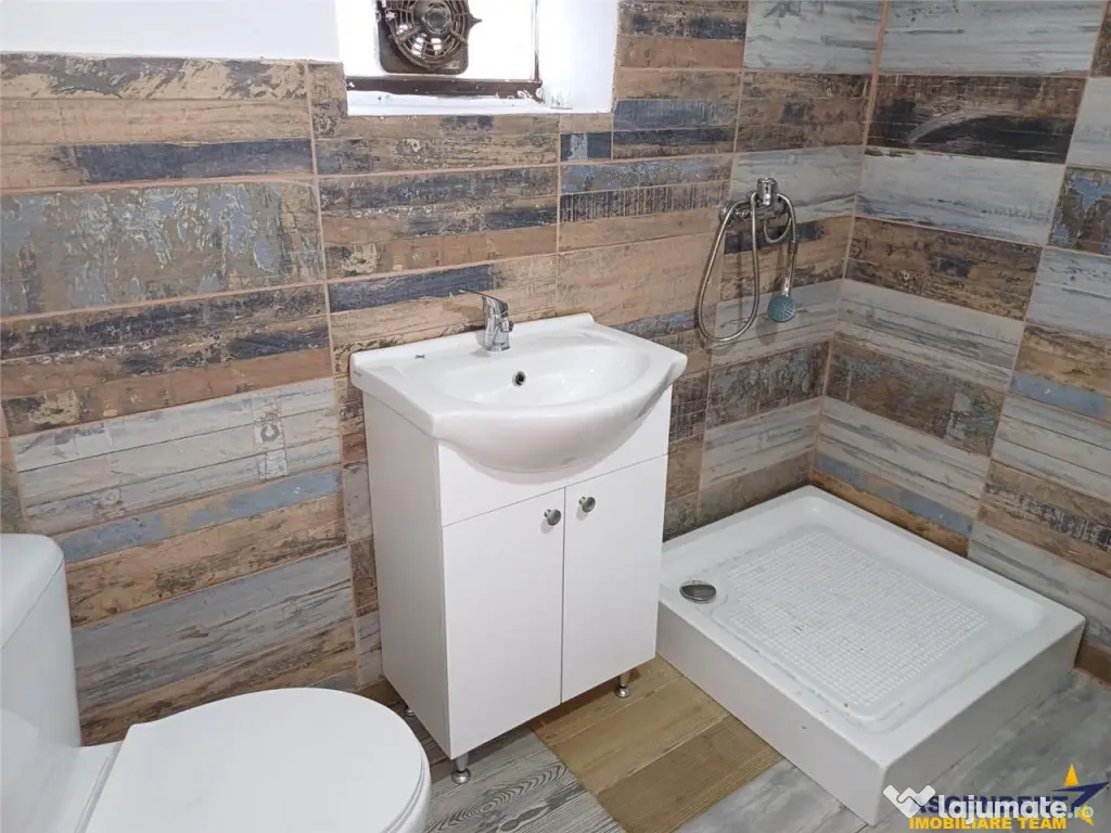Casa si pentru cazare muncitori in zona parcului industrial