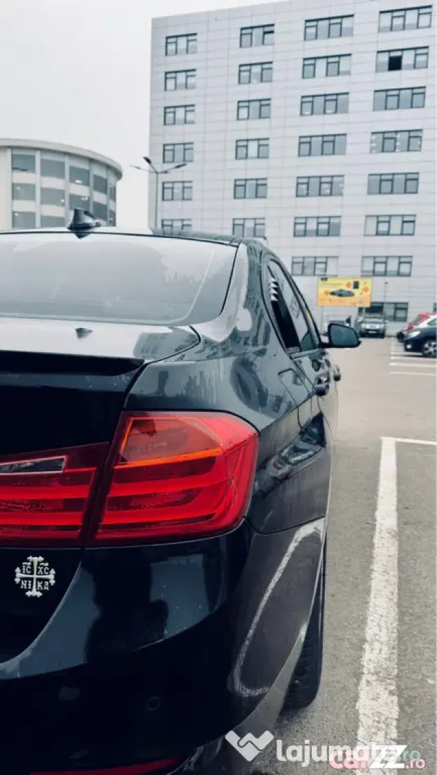 BMW 320i Sedan (F30) – Manuală | 184 CP | 2015