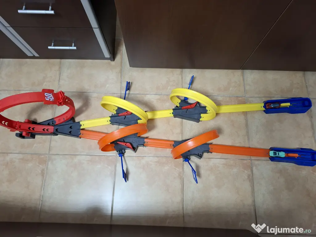 Vand circuit masini Hotwheels