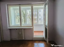 Apartament 3 camere decomandate etaj 1 central