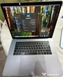 MacBook Pro 15" 2018 – i7, 16GB RAM, Radeon 555X 4GB, SSD 256GB