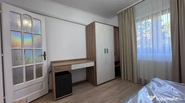 Apartament 4 camere de închiriat, str. Călugăreni