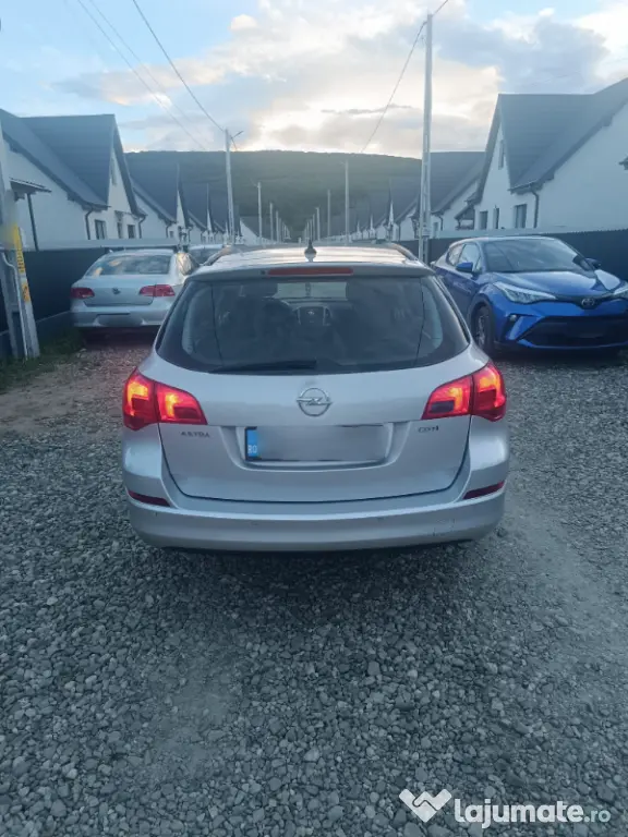 OPEL Astra 2011 — imagine 7