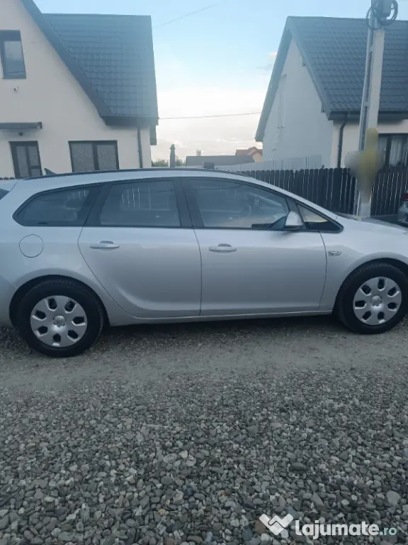 OPEL Astra 2011 — imagine 8