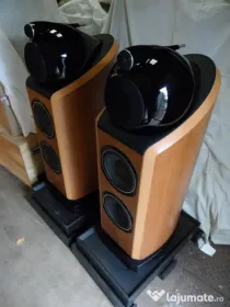 B&W 802 D2 Speakers