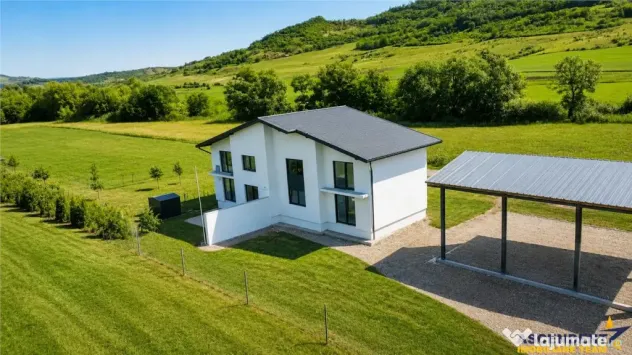 Casa noua, moderna, P 1E, langa padure, Voiniceni, 6km de