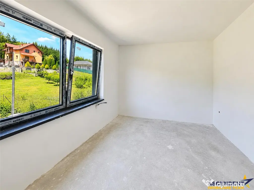 Casa noua, moderna, P 1E, langa padure, Voiniceni, 6km de