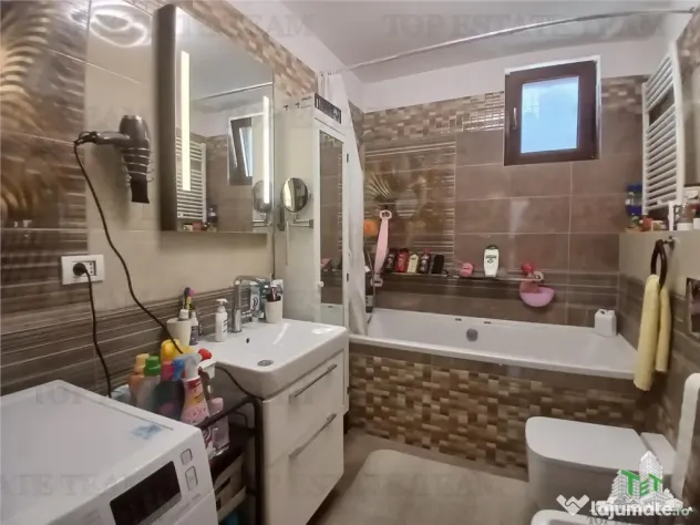 Vila eleganta si spatioasa cu gradina individuala 500 mp, Po