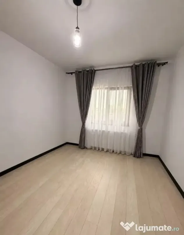Vand casa 2024 Hemeius P+M la strada principală