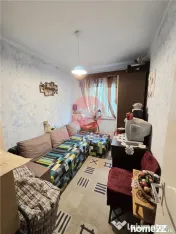 Apartament 3 Camere, Semidecomandat, Zona Piata Amzacea, Eta