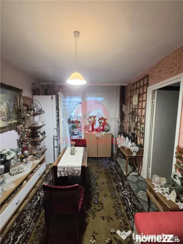 Apartament 3 Camere, Semidecomandat, Zona Piata Amzacea, Eta