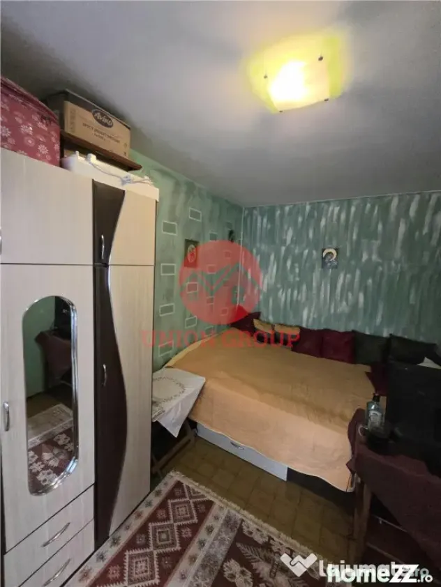Apartament 3 Camere, Semidecomandat, Zona Piata Amzacea, Eta